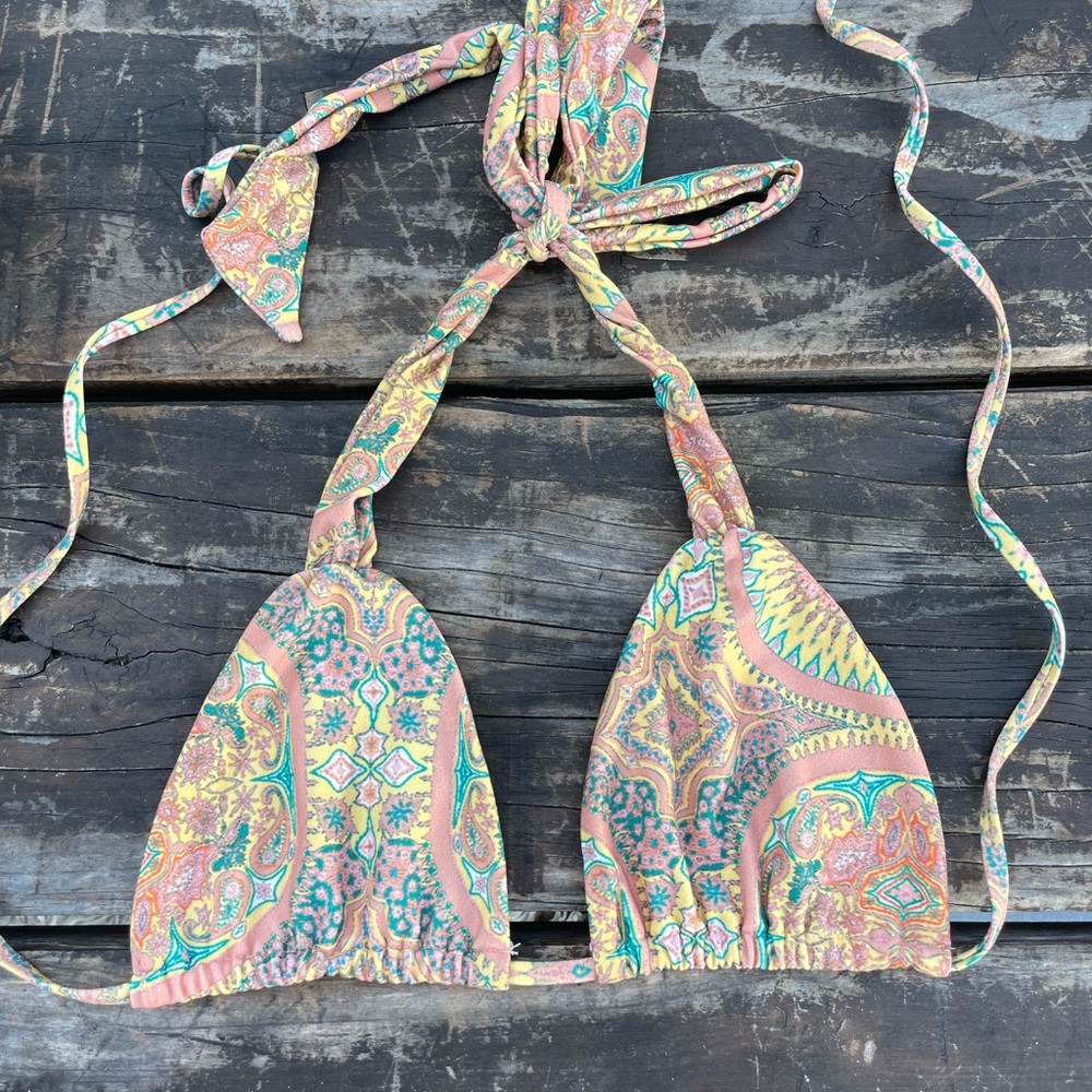 Beach riot bikini top size M